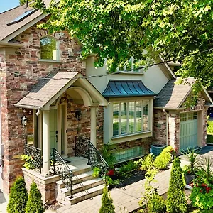 iresidence-in-toronto-lux-3-bedroom-vacation-home.niagara-fallshotels.com/
